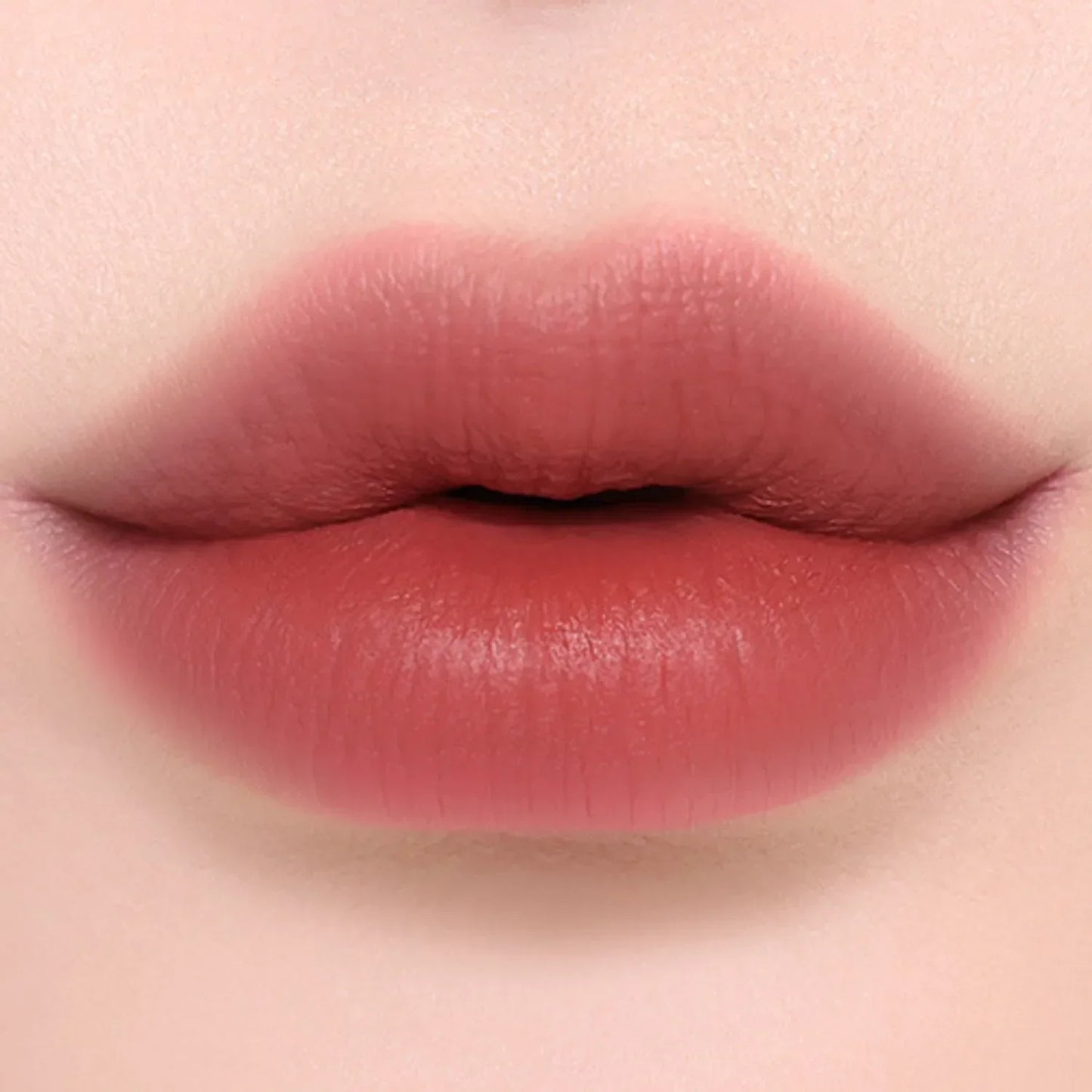 2-in-1 Velvet & Gloss Lip Tint — Matte & Shine in One Swipe