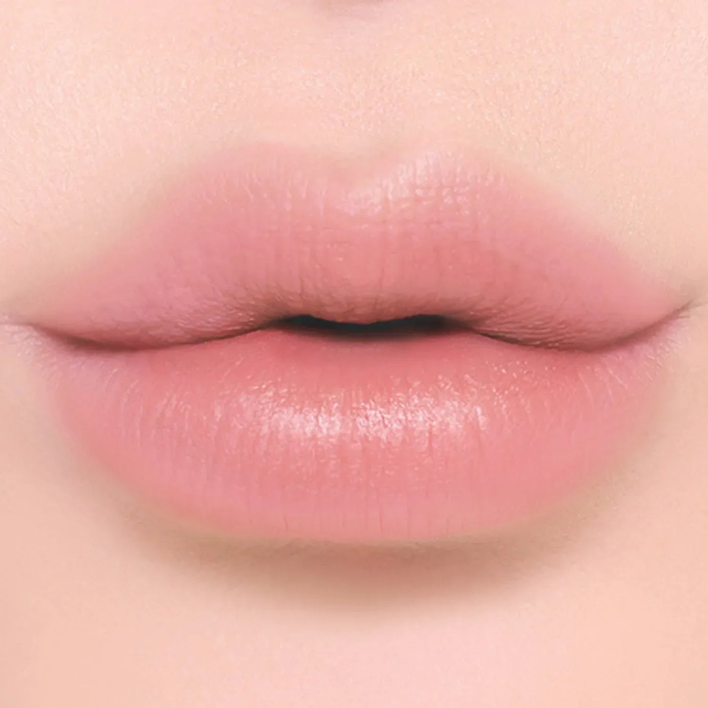 2-in-1 Velvet & Gloss Lip Tint — Matte & Shine in One Swipe